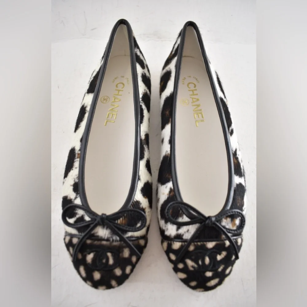 Chanel 26S Black White Brown Pony Fur CC Logo Bow Tie Ballet Ballerina Flat 38.5 - Picture 11 of 16